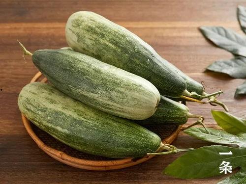 吃娱乐圈连串的瓜